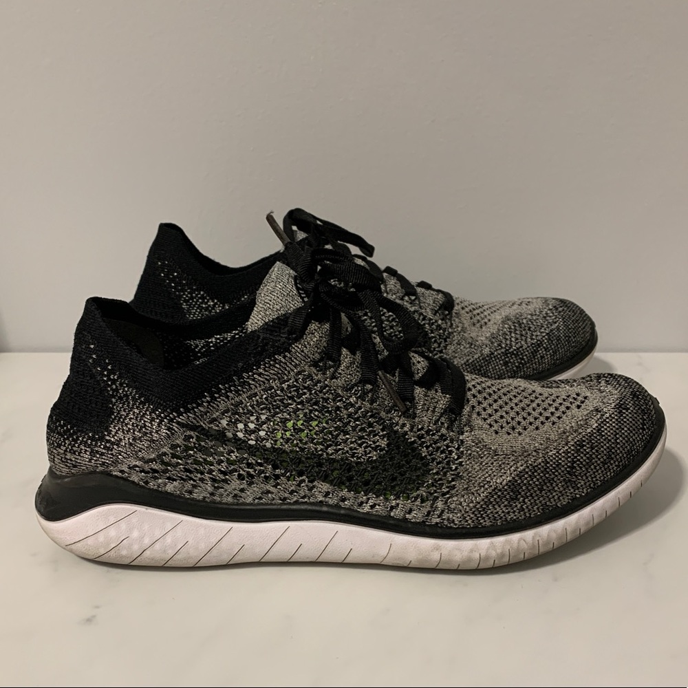 Nike fly knit sneakers
